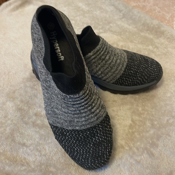 Slip on shore/sneaker - Picture 2 of 3